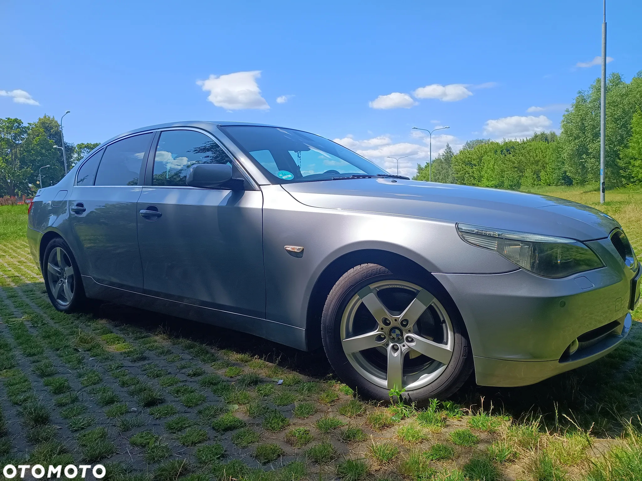BMW Seria 5 520i - 5