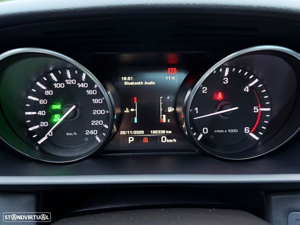 Land Rover Range Rover TDV6 HSE - 11