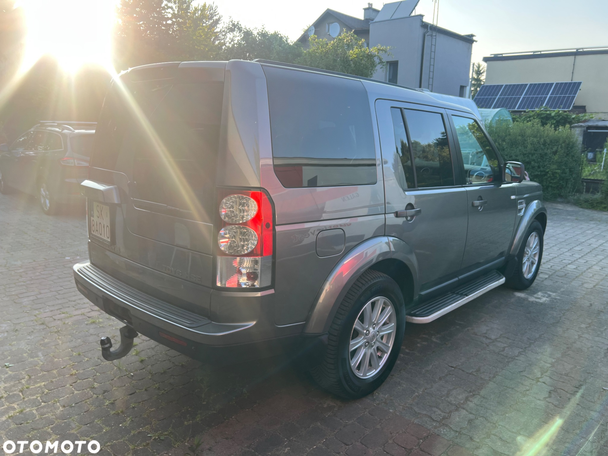 Land Rover Discovery IV 2.7D V6 HSE - 8