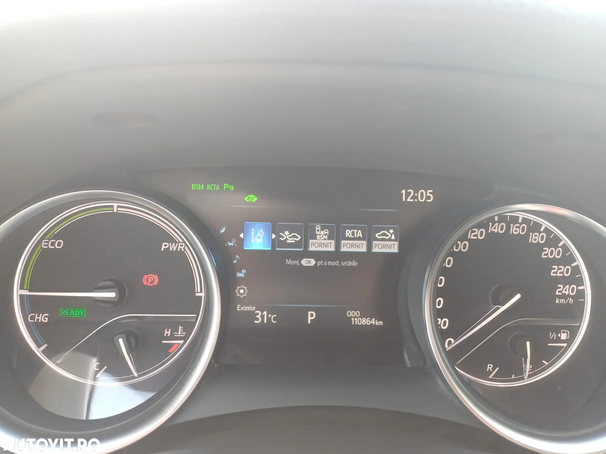 Toyota Camry 2.5 Hybrid Exclusive - 17