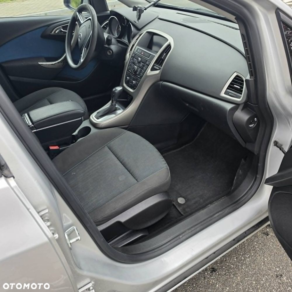Opel Astra - 8