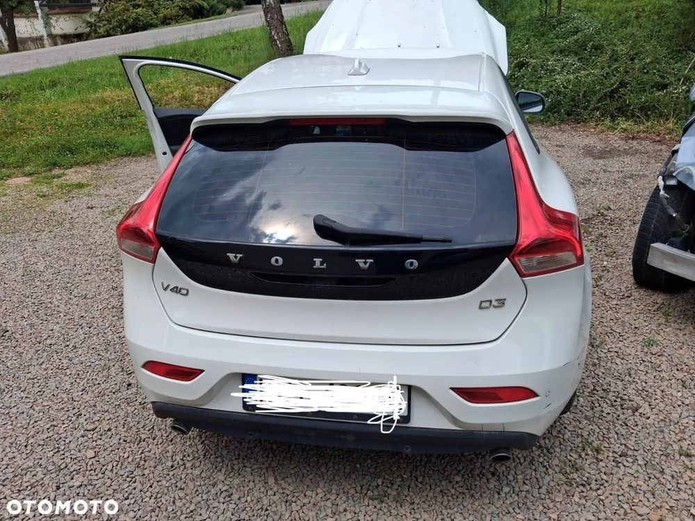 Volvo V40 D3 Drive-E SCR Momentum - 7