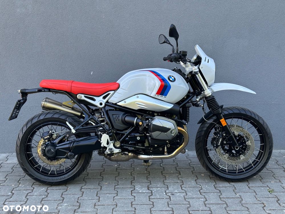 BMW R - 6