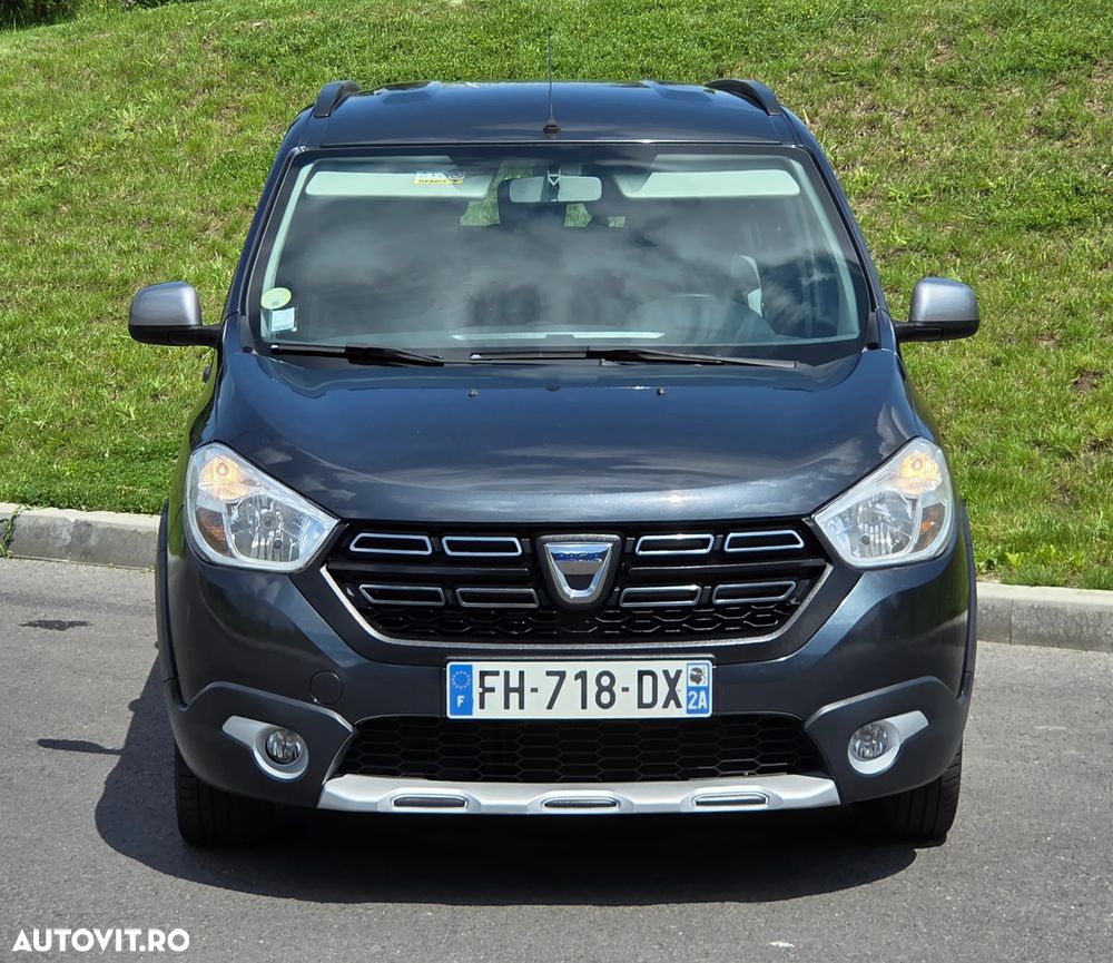 Dacia Lodgy 1.5 Blue dCi Stepway - 2