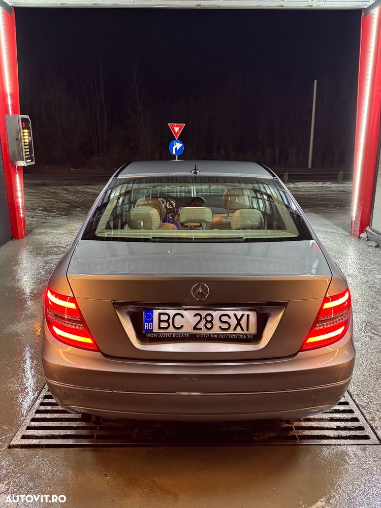 Mercedes-Benz C - 26