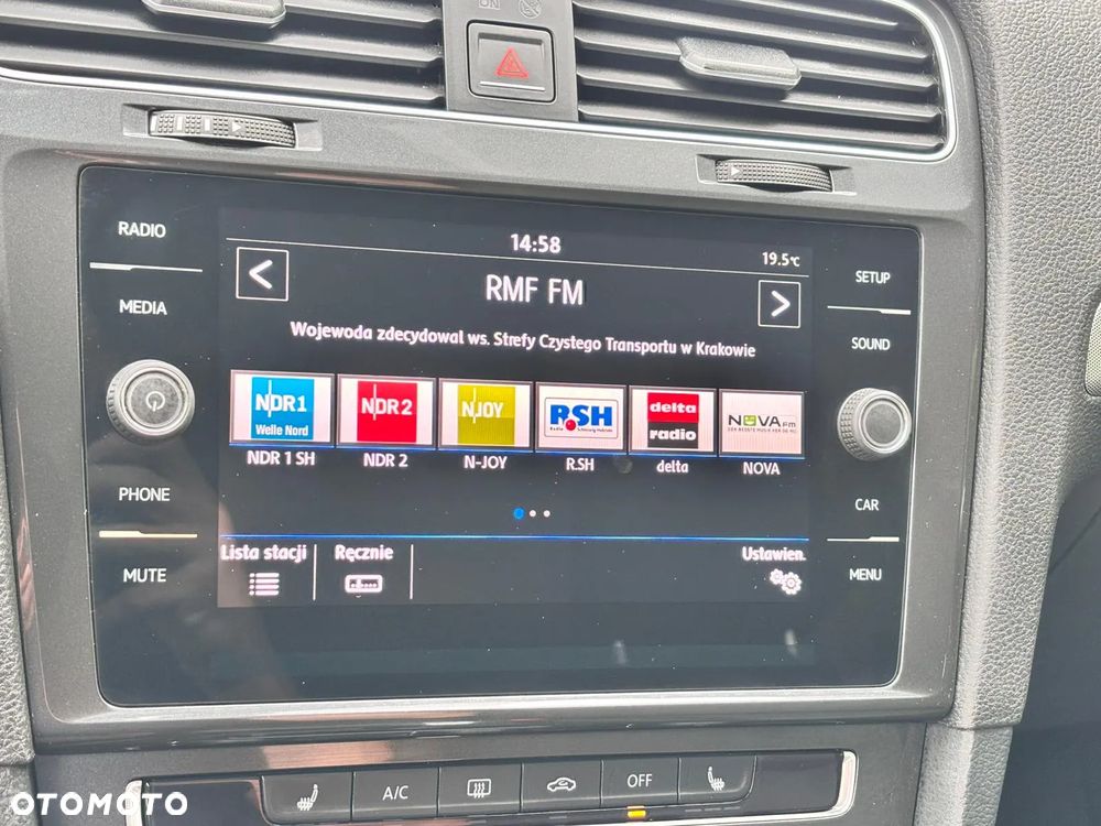 Volkswagen Golf 1.6 BlueTDI DSG Trendline - 25