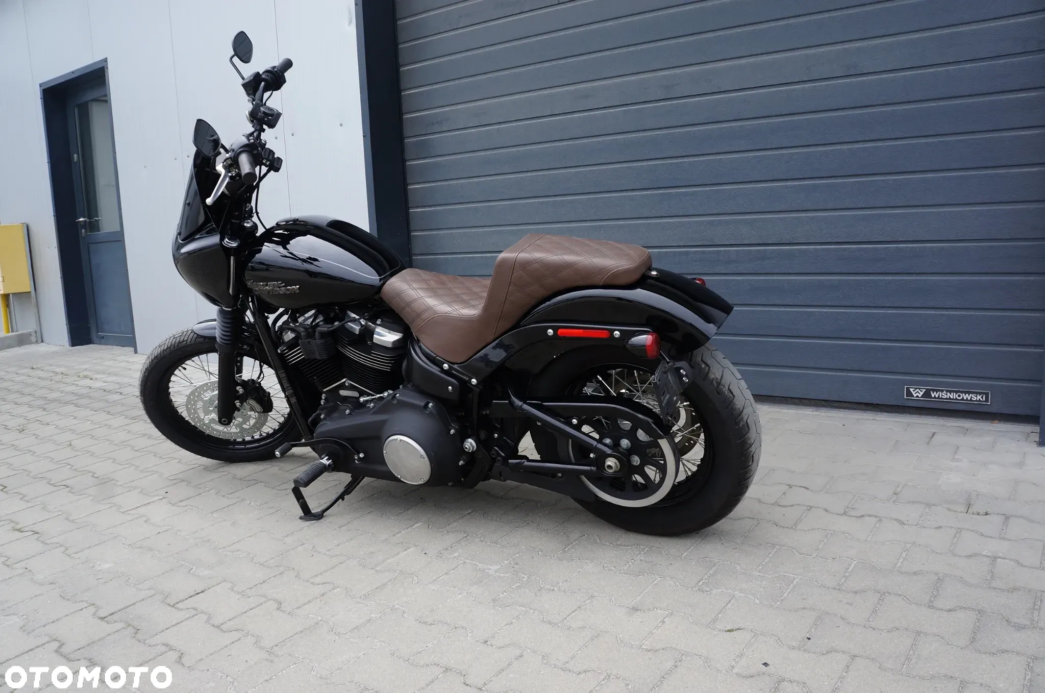 Harley-Davidson Softail Street Bob - 3