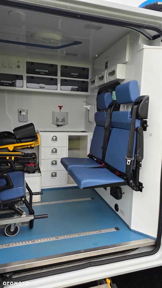 Renault Master Ambulans karetka gwarancja - 7
