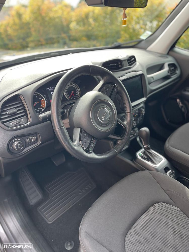 Jeep Renegade 1.3 T Night Eagle DCT - 10