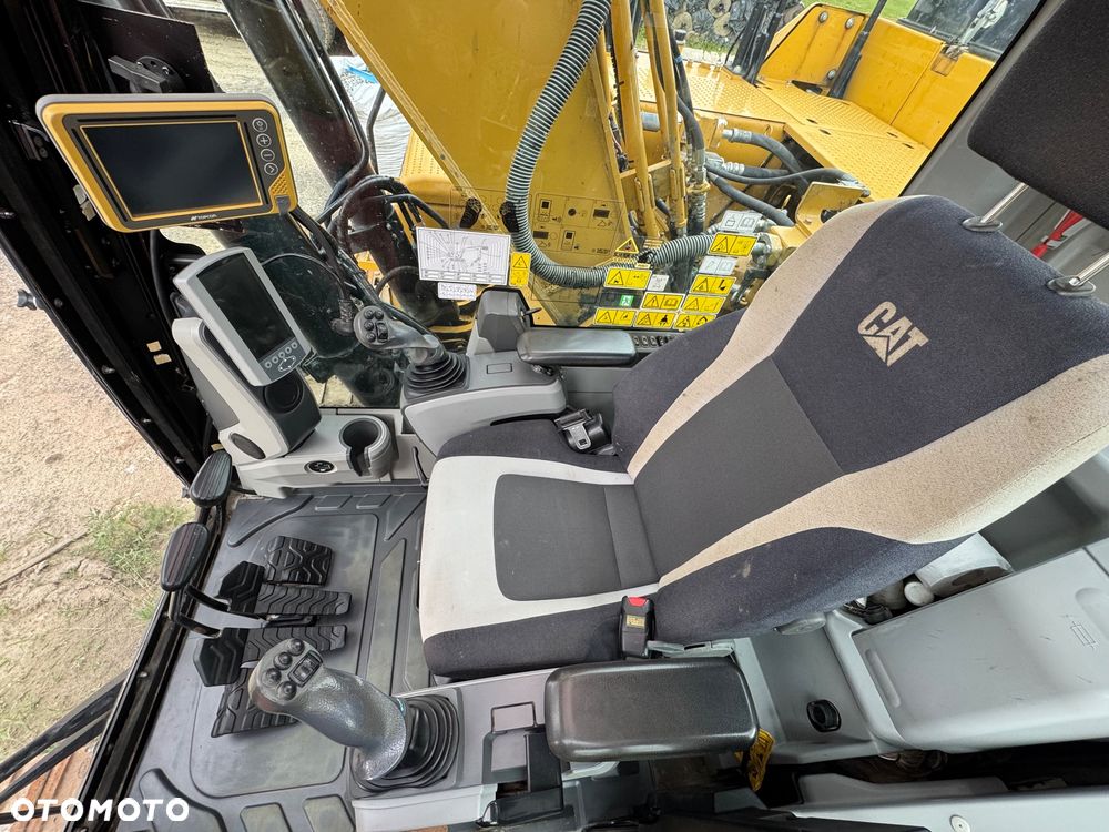 Caterpillar 326FL  , 323 , 324 - 28