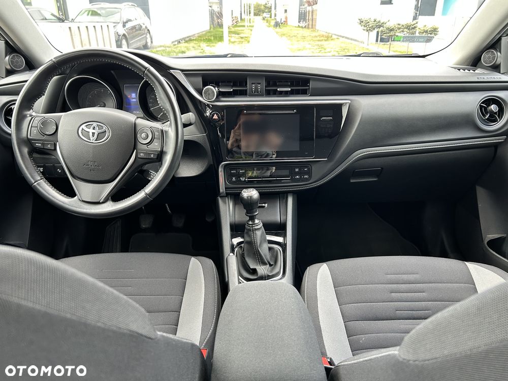 Toyota Auris 1.6 Classic Plus - 4