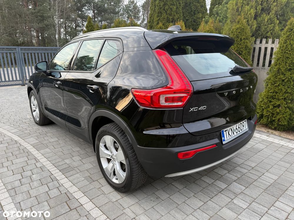 Volvo XC 40 D3 AWD Momentum Pro - 9