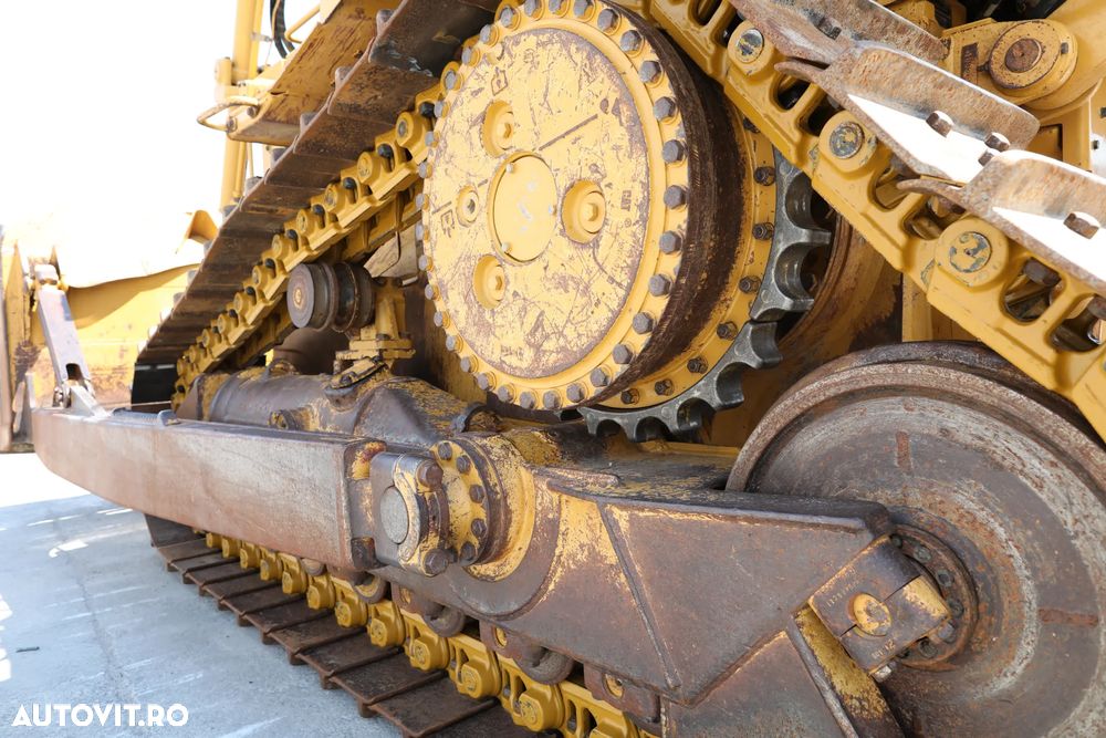 Caterpillar D6 T XL - 12
