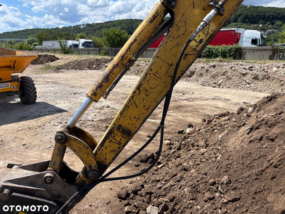 Komatsu Pc 35 Mr - 18