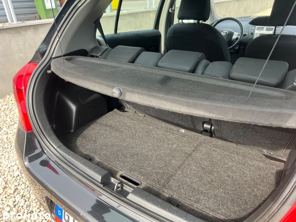 Toyota Yaris 1.3 VVT-i Team - 7