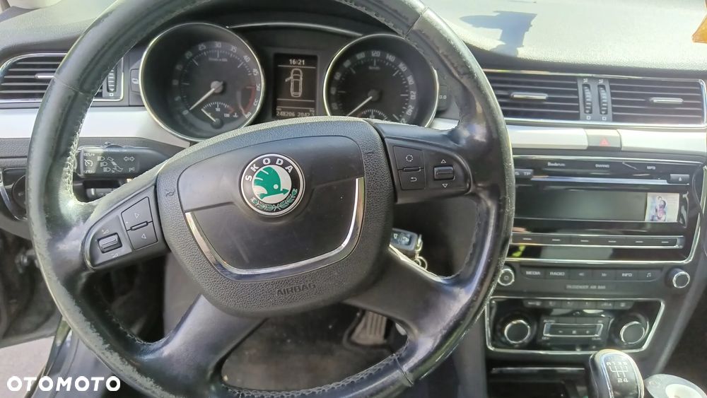 Skoda Superb 1.6 TDI Ambition - 11