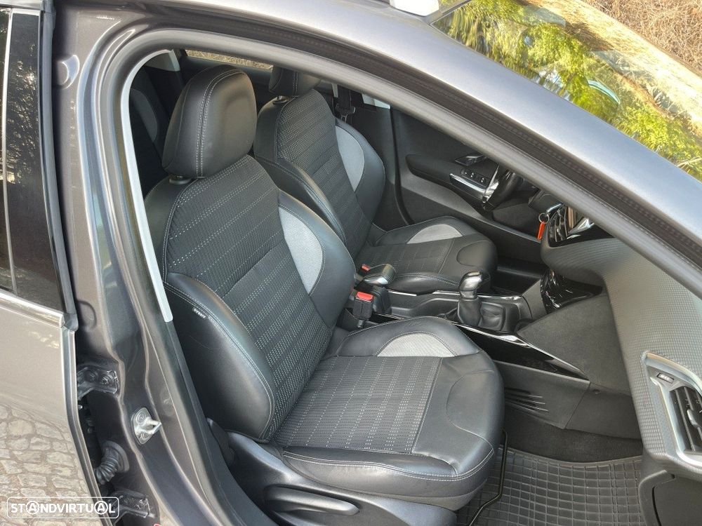 Peugeot 2008 1.6 BlueHDi Allure - 37