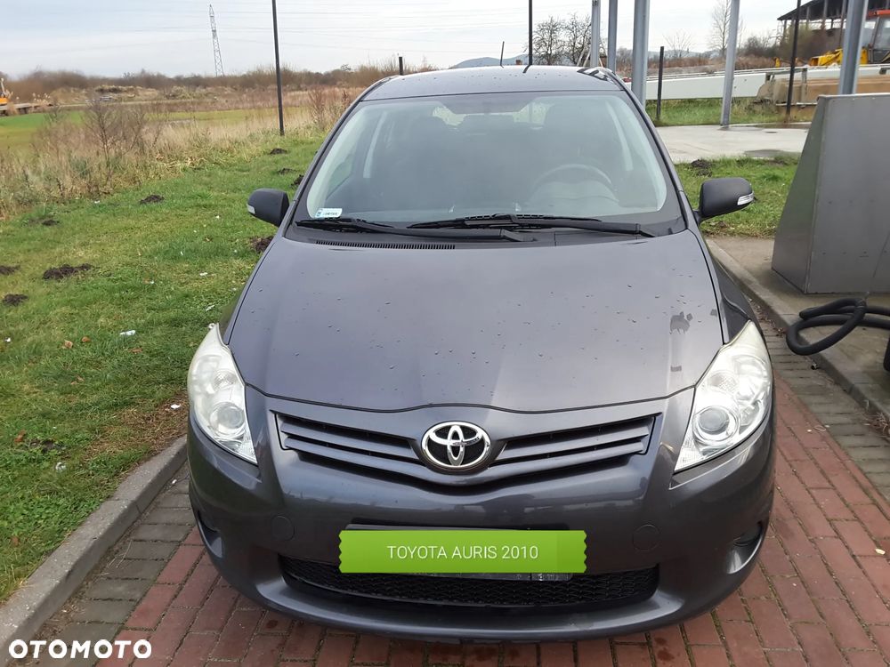 Toyota Auris 1.4 D-4D Luna EU5 - 1