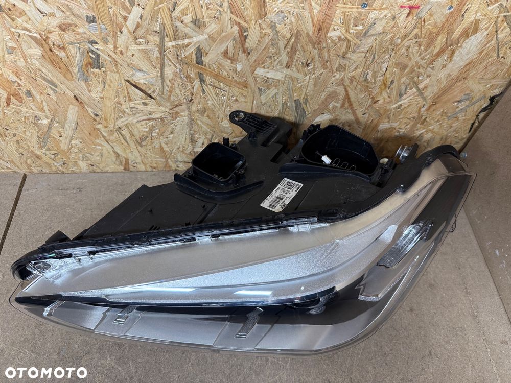 LAMPA REFLEKTOR LEWA PRZEDNIA PRZÓD LED BMW X1 F48 7495003 - 11