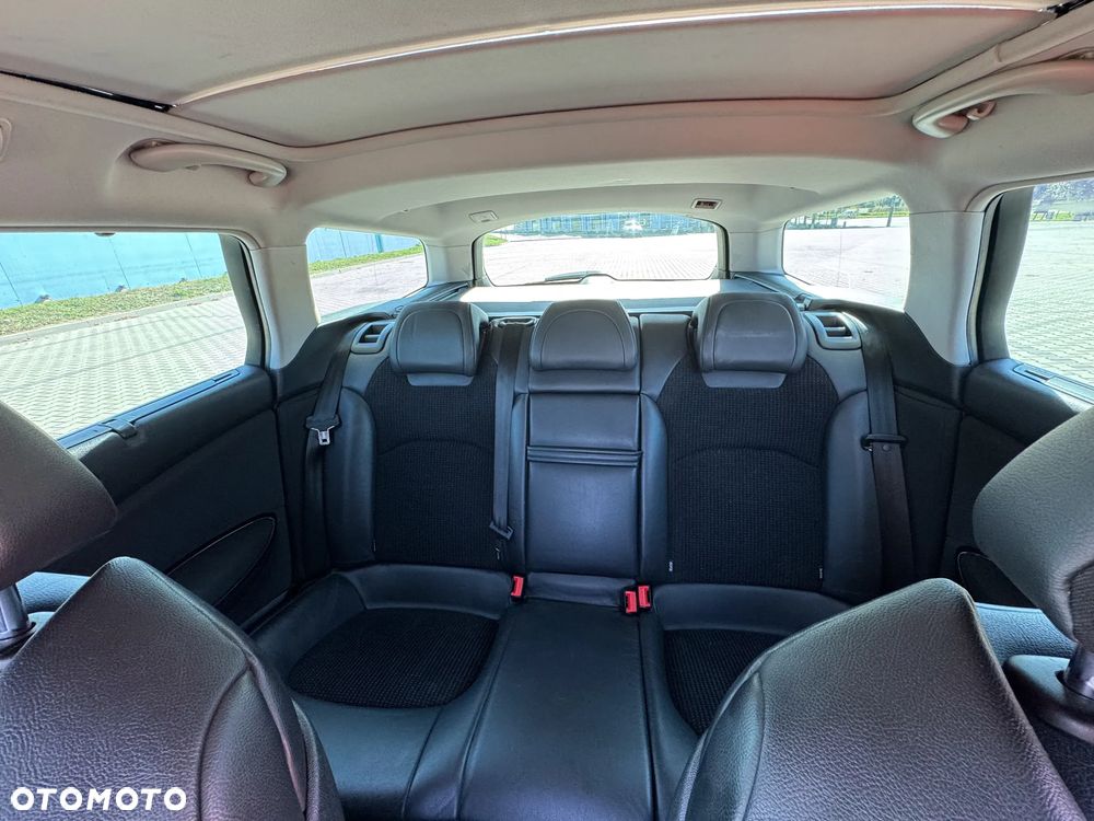 Citroën C5 Tourer V6 HDi 205 Biturbo FAP Exclusive - 22