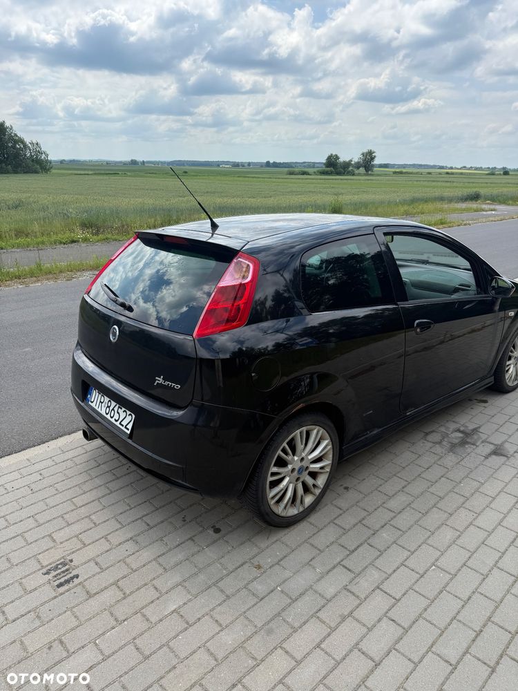 Fiat Grande Punto 1.9 Multijet 8V DPF Sport - 6