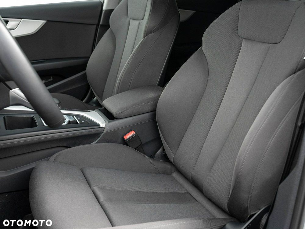 Audi A4 Avant 35 TFSI mHEV S tronic - 12
