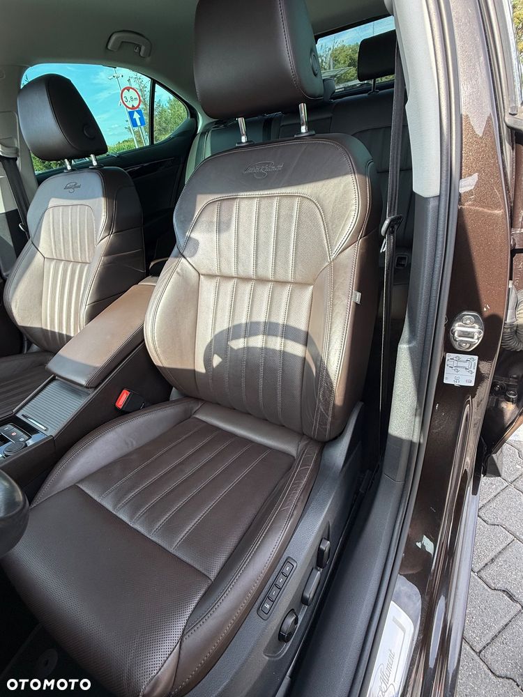 Skoda Superb 2.0 TDI 4x4 L&K DSG - 21