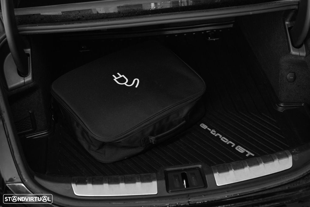 Audi RS e-tron GT quattro - 48