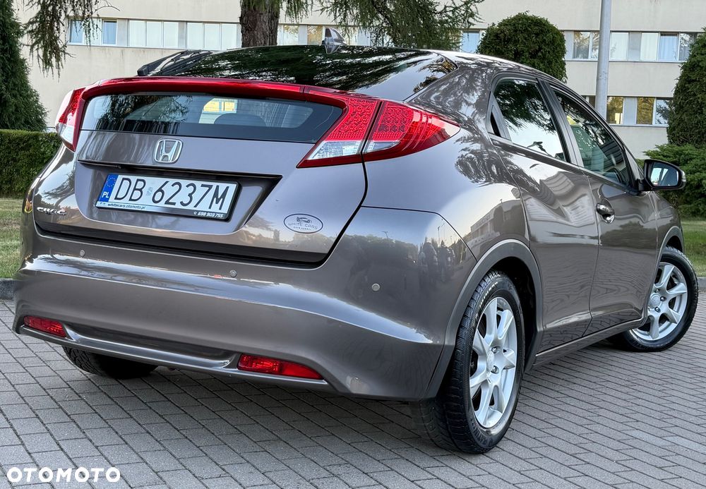 Honda Civic 1.8 Executive - 37