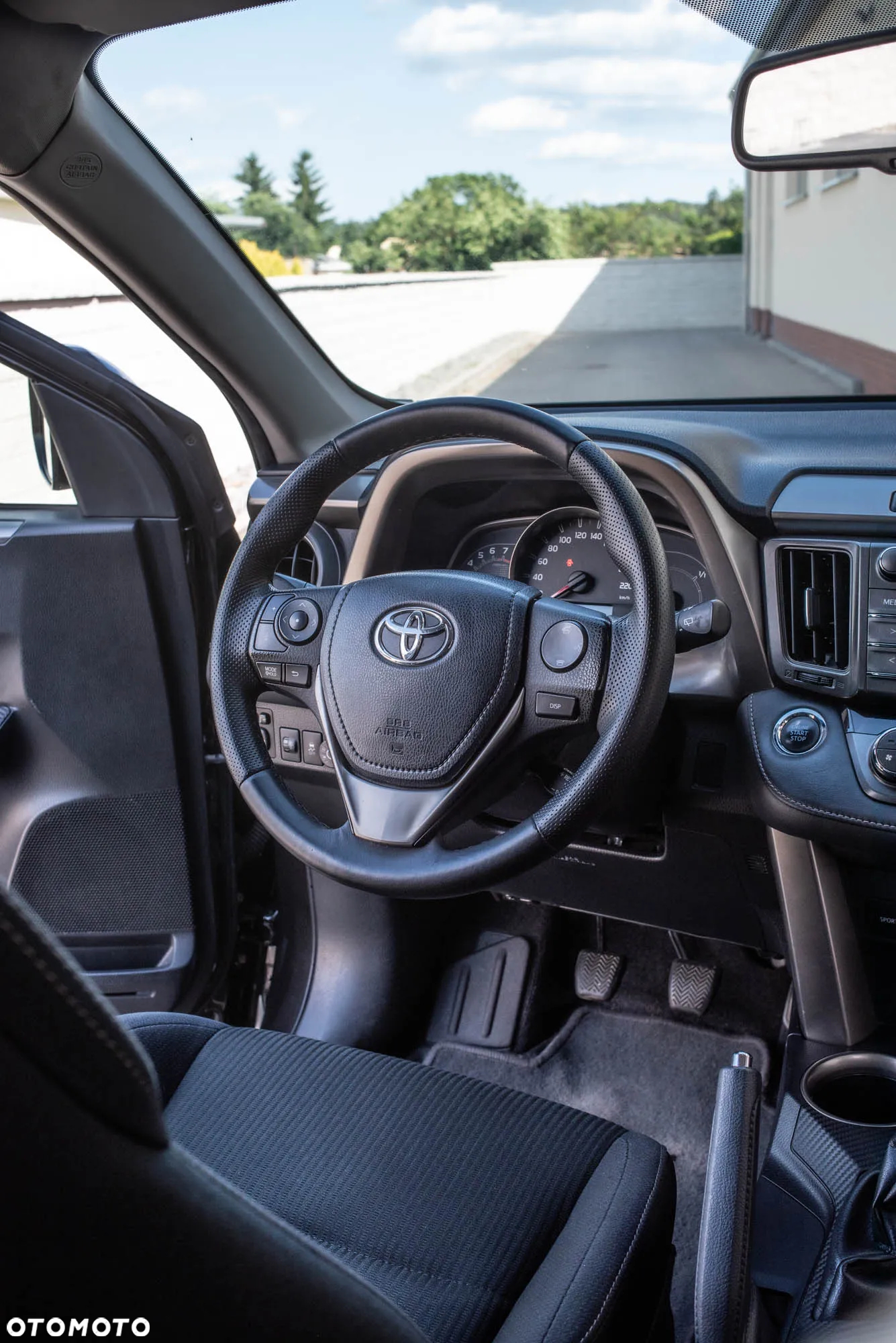 Toyota RAV4 2.0 Premium - 9