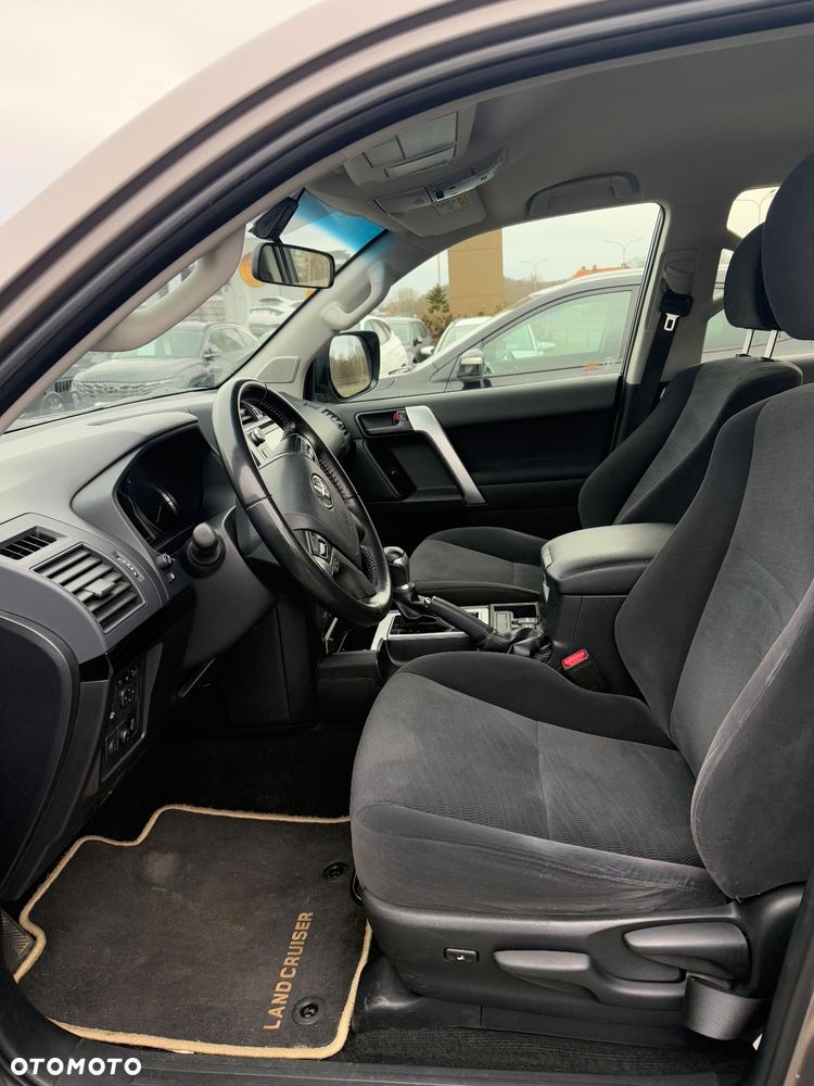 Toyota Land Cruiser LC 2.8 D-4D Prado - 10