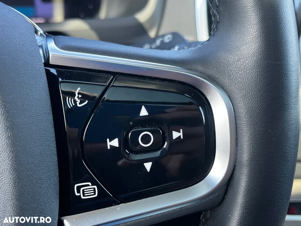 Volvo XC 90 - 19