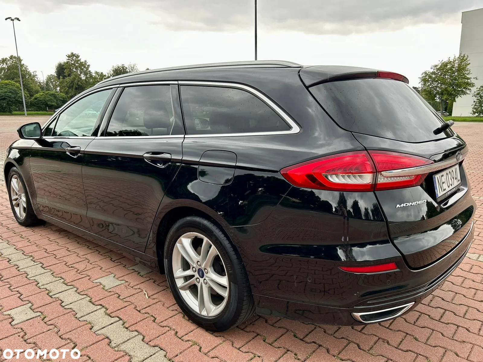Ford Mondeo 2.0 EcoBlue Titanium - 4