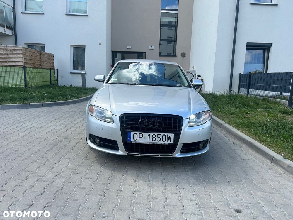 Audi A4 Limousine 3.2 FSI Quattro - 2