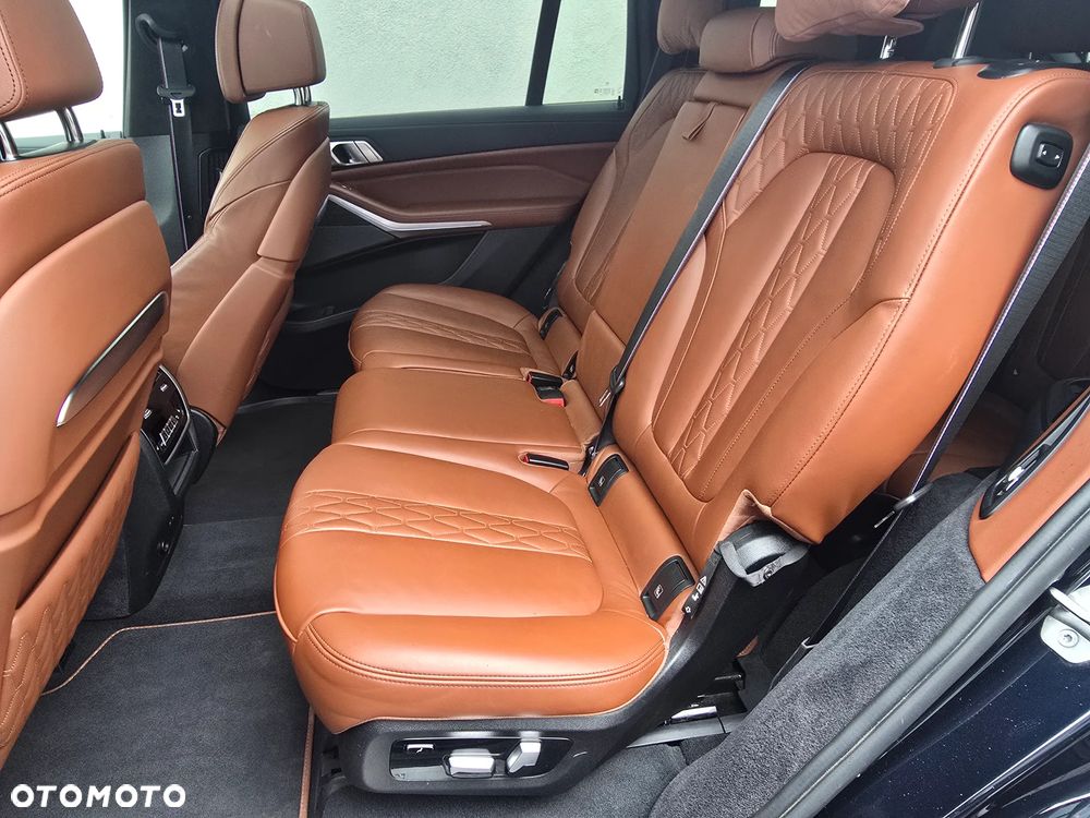 BMW X7 M60i xDrive mHEV sport - 11