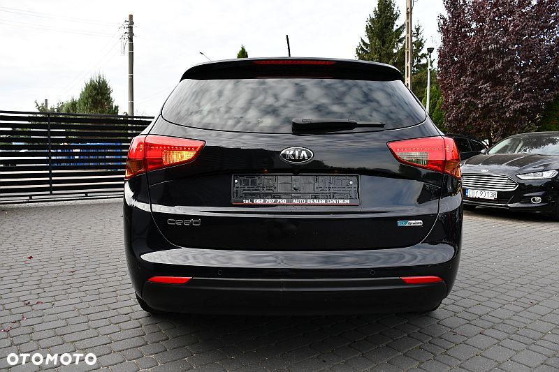Kia Ceed 1.6 GDI ISG Platinum Edition - 40