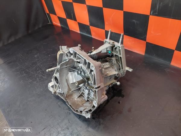 Caixa Velocidades  Fiat Fiorino Caixa/Combi (225_) - 2