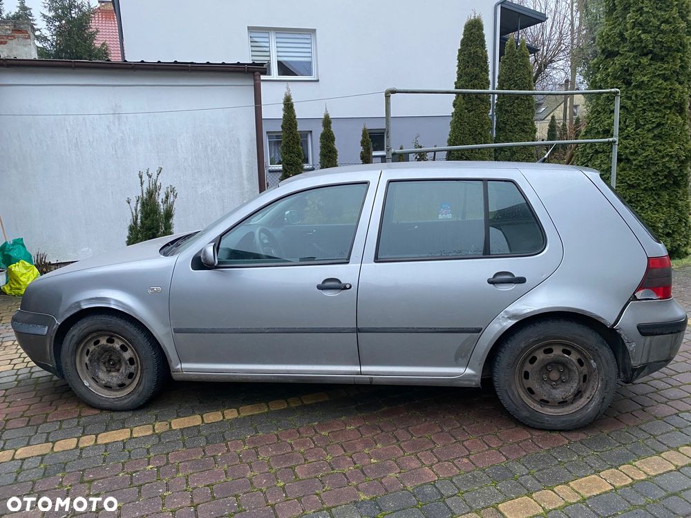 Volkswagen Golf 1.6 Basis - 7