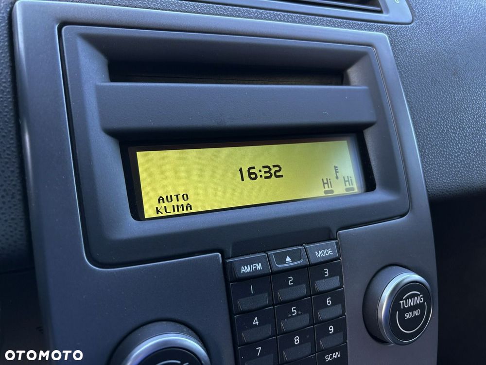 Volvo V50 - 16
