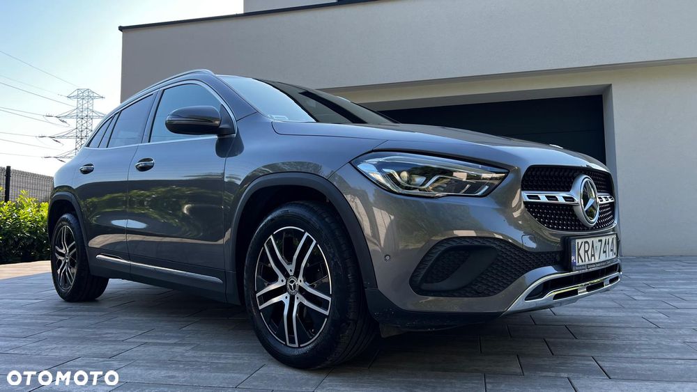Mercedes-Benz GLA 200 - 38