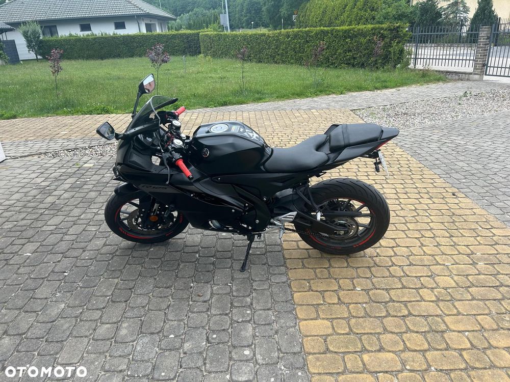 Yamaha R125 - 1