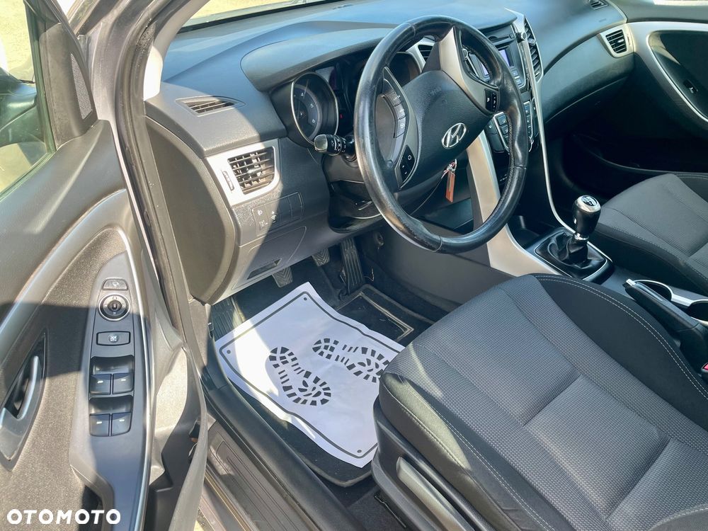 Hyundai i30 1.6 CRDi Comfort - 18