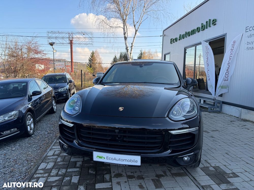 Porsche Cayenne 3.0 L - 32