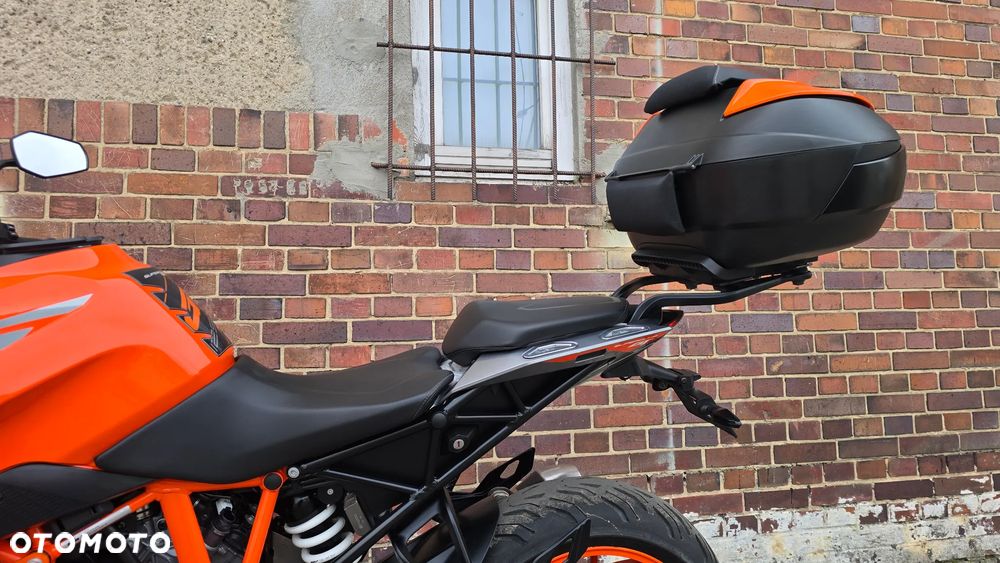 KTM Super Duke - 22