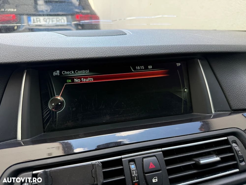 BMW Seria 5 520d xDrive - 19