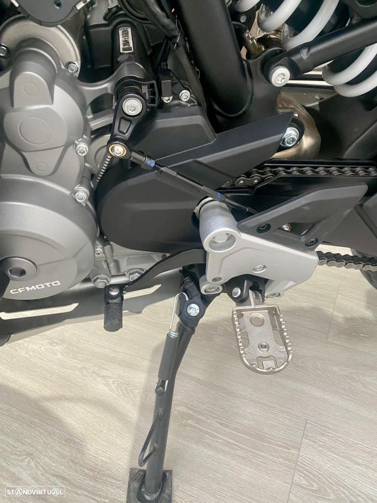 CF Moto 800MT-X - 11