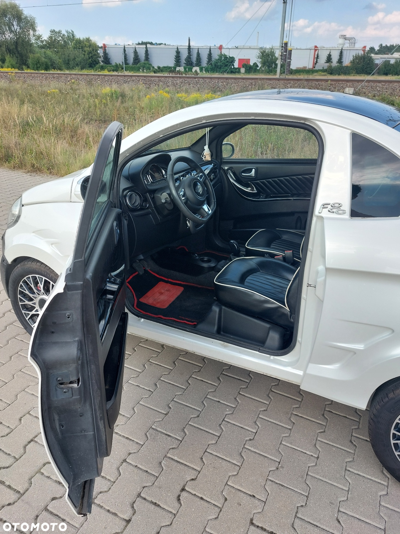 Microcar M.GO - 12