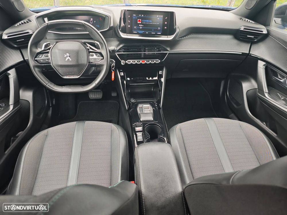 Peugeot 2008 1.2 PureTech Allure Pack EAT8 - 18