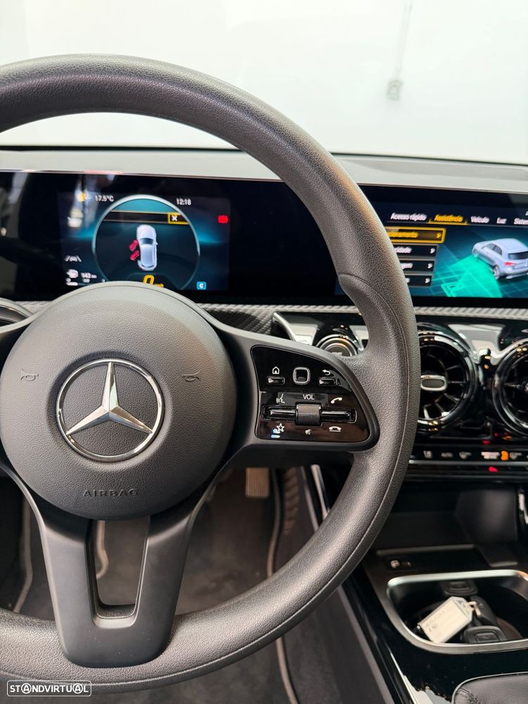 Mercedes-Benz A 160 Style Plus - 10