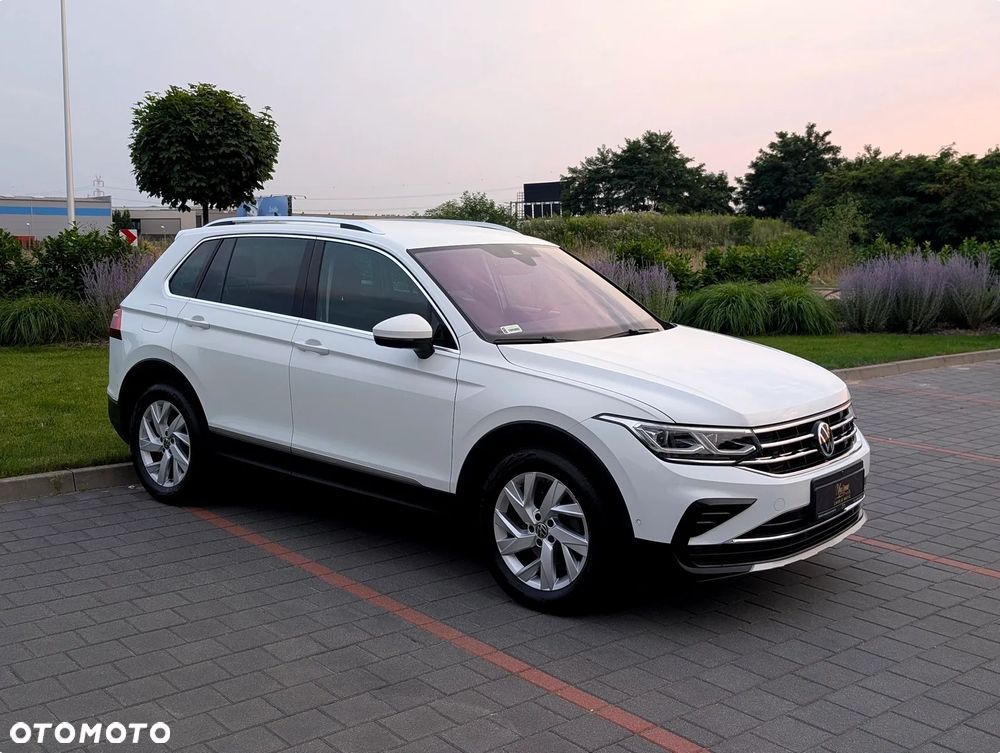 Volkswagen Tiguan 1.5 TSI EVO Elegance DSG - 2